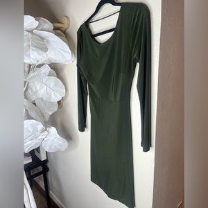 FASHION NOVA green open back Booty scrunch dress